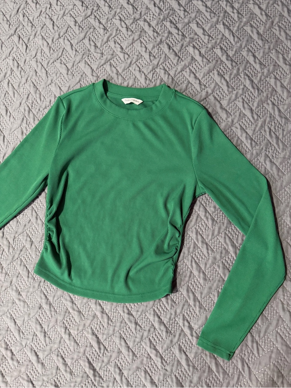 Ribbed Long Sleeve Crewneck Top in Green